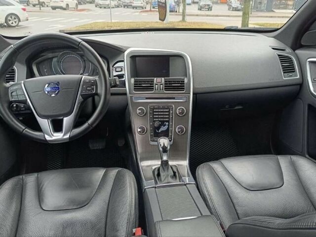 Черный Вольво ХС60, объемом двигателя 0 л и пробегом 128 тыс. км за 10600 $, фото 12 на Automoto.ua