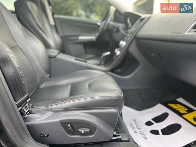 Чорний Вольво ХС60, об'ємом двигуна 1.97 л та пробігом 199 тис. км за 18000 $, фото 11 на Automoto.ua