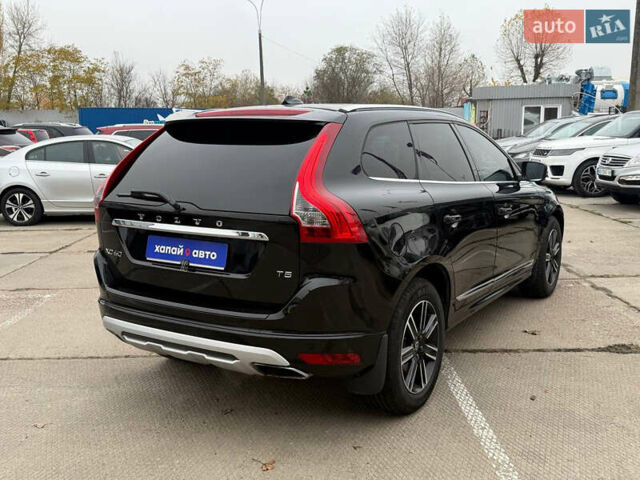 Чорний Вольво ХС60, об'ємом двигуна 2 л та пробігом 120 тис. км за 21400 $, фото 4 на Automoto.ua