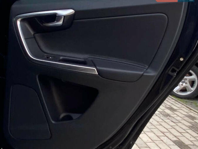 Черный Вольво ХС60, объемом двигателя 2.5 л и пробегом 160 тыс. км за 16300 $, фото 30 на Automoto.ua