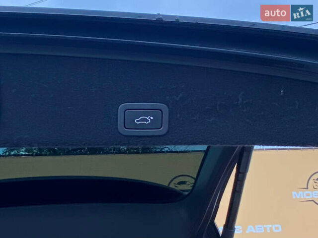 Черный Вольво ХС60, объемом двигателя 2.5 л и пробегом 160 тыс. км за 16300 $, фото 27 на Automoto.ua