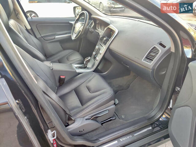 Черный Вольво ХС60, объемом двигателя 2 л и пробегом 220 тыс. км за 19799 $, фото 21 на Automoto.ua