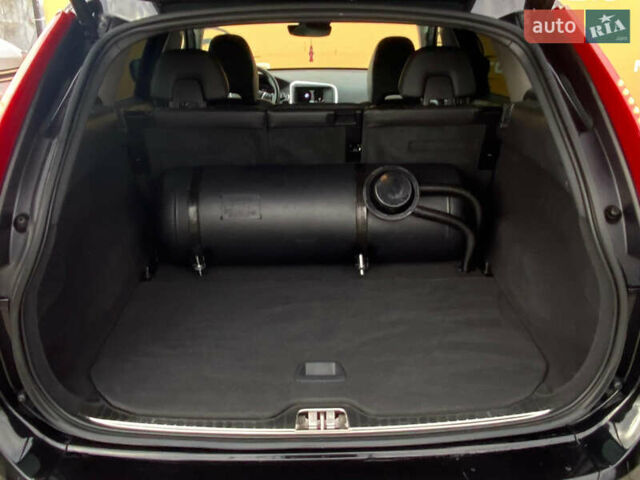 Черный Вольво ХС60, объемом двигателя 2.5 л и пробегом 160 тыс. км за 16300 $, фото 26 на Automoto.ua