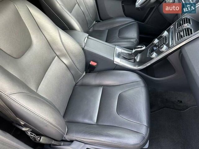 Черный Вольво ХС60, объемом двигателя 1.97 л и пробегом 139 тыс. км за 21300 $, фото 26 на Automoto.ua