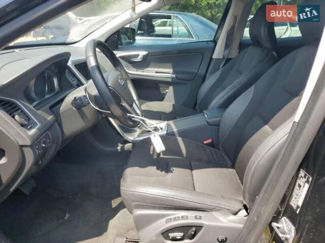 Чорний Вольво ХС60, об'ємом двигуна 2 л та пробігом 151 тис. км за 9000 $, фото 6 на Automoto.ua