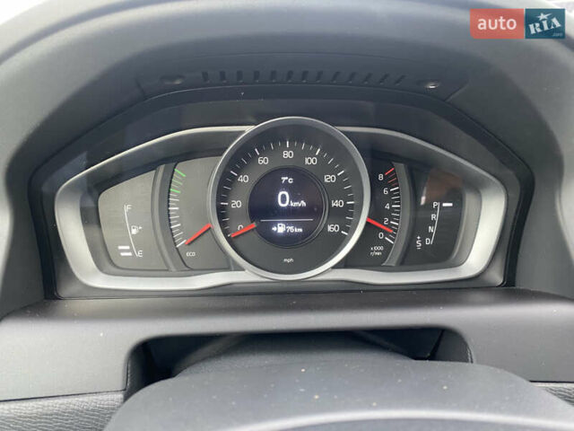 Чорний Вольво ХС60, об'ємом двигуна 2 л та пробігом 282 тис. км за 12900 $, фото 19 на Automoto.ua