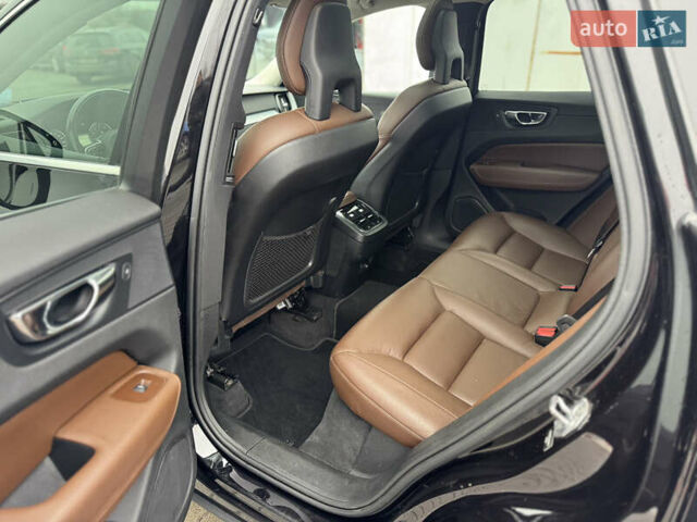 Черный Вольво ХС60, объемом двигателя 1.97 л и пробегом 100 тыс. км за 22500 $, фото 24 на Automoto.ua