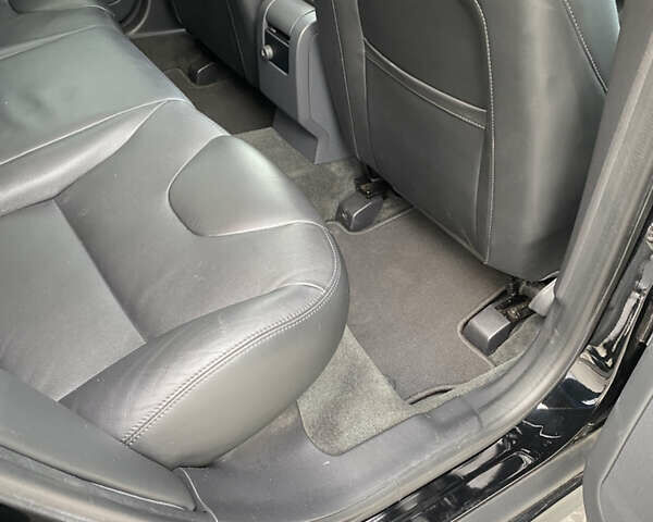 Чорний Вольво ХС60, об'ємом двигуна 2 л та пробігом 282 тис. км за 12900 $, фото 26 на Automoto.ua