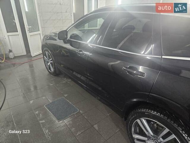 Чорний Вольво ХС60, об'ємом двигуна 1.97 л та пробігом 267 тис. км за 26000 $, фото 3 на Automoto.ua