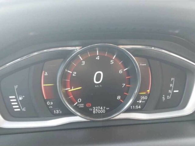 Черный Вольво ХС60, объемом двигателя 2 л и пробегом 87 тыс. км за 11600 $, фото 6 на Automoto.ua