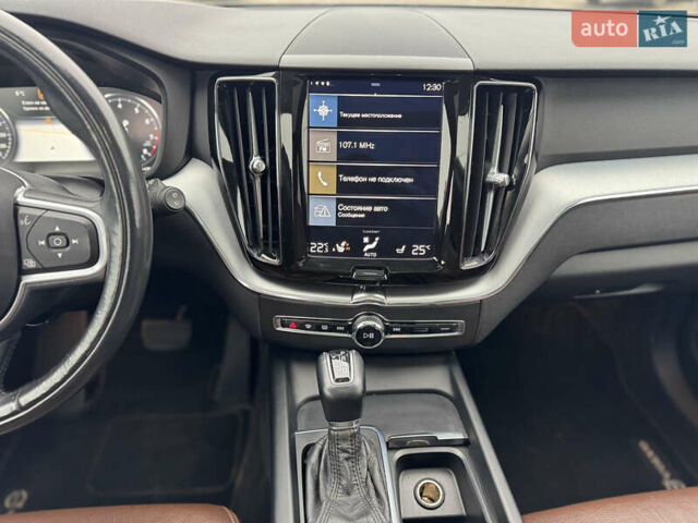 Черный Вольво ХС60, объемом двигателя 1.97 л и пробегом 100 тыс. км за 22500 $, фото 18 на Automoto.ua