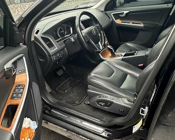 Черный Вольво ХС60, объемом двигателя 1.97 л и пробегом 116 тыс. км за 15000 $, фото 1 на Automoto.ua