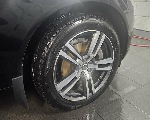 Чорний Вольво ХС60, об'ємом двигуна 1.97 л та пробігом 267 тис. км за 26000 $, фото 10 на Automoto.ua