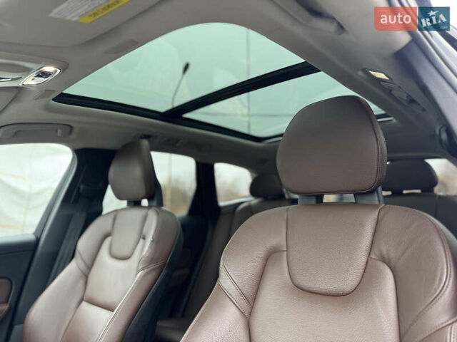 Черный Вольво ХС60, объемом двигателя 1.97 л и пробегом 100 тыс. км за 22500 $, фото 23 на Automoto.ua