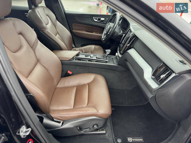 Черный Вольво ХС60, объемом двигателя 1.97 л и пробегом 100 тыс. км за 22500 $, фото 29 на Automoto.ua