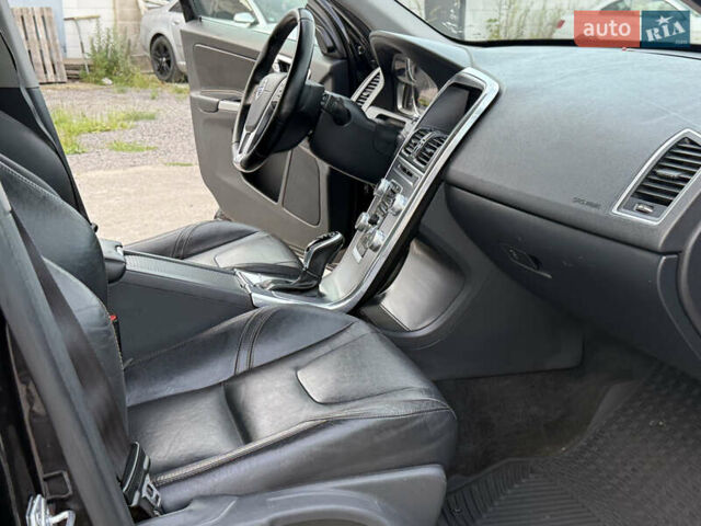 Чорний Вольво ХС60, об'ємом двигуна 2 л та пробігом 173 тис. км за 13499 $, фото 39 на Automoto.ua