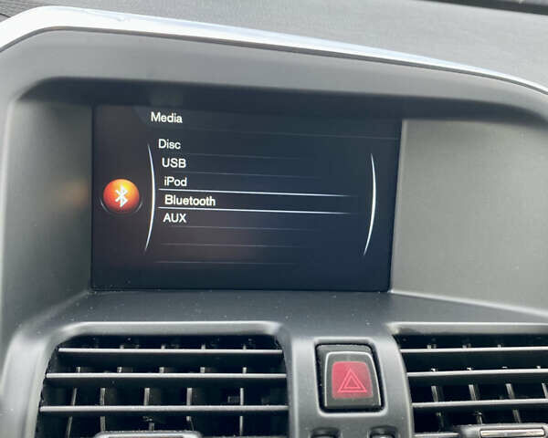 Чорний Вольво ХС60, об'ємом двигуна 2 л та пробігом 282 тис. км за 12900 $, фото 20 на Automoto.ua