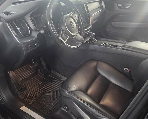 Чорний Вольво ХС60, об'ємом двигуна 1.97 л та пробігом 267 тис. км за 26000 $, фото 15 на Automoto.ua