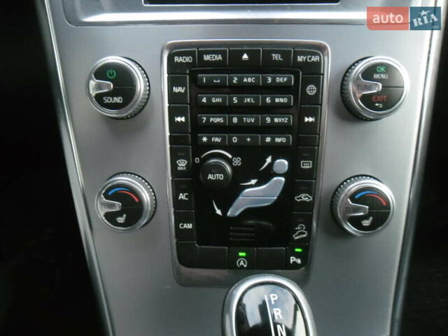 Черный Вольво ХС60, объемом двигателя 2.4 л и пробегом 204 тыс. км за 25000 $, фото 30 на Automoto.ua