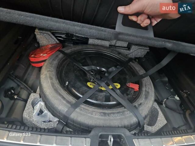 Чорний Вольво ХС60, об'ємом двигуна 1.97 л та пробігом 267 тис. км за 26000 $, фото 40 на Automoto.ua