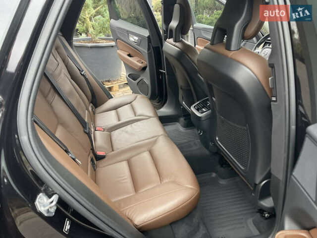 Черный Вольво ХС60, объемом двигателя 2 л и пробегом 172 тыс. км за 27999 $, фото 21 на Automoto.ua