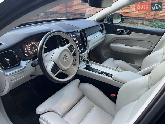 Черный Вольво ХС60, объемом двигателя 1.97 л и пробегом 125 тыс. км за 26000 $, фото 11 на Automoto.ua