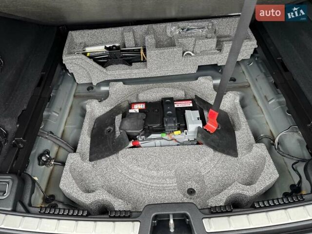 Черный Вольво ХС60, объемом двигателя 2 л и пробегом 82 тыс. км за 26999 $, фото 78 на Automoto.ua