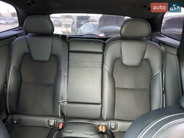 Чорний Вольво ХС60, об'ємом двигуна 1.97 л та пробігом 132 тис. км за 8900 $, фото 8 на Automoto.ua