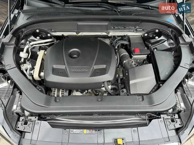 Черный Вольво ХС60, объемом двигателя 2 л и пробегом 82 тыс. км за 26999 $, фото 80 на Automoto.ua