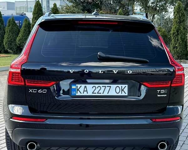 Вольво ХС60 2018 в Киеве на Automoto.ua Черный Вольво ХС60, объемом двигателя 2 л и пробегом 150 тыс. км за 29600 $, фото 9 на Automoto.ua