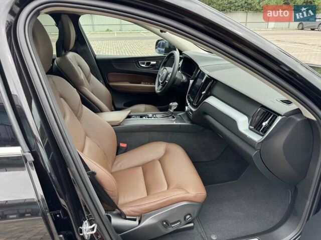 Черный Вольво ХС60, объемом двигателя 2 л и пробегом 82 тыс. км за 26999 $, фото 18 на Automoto.ua