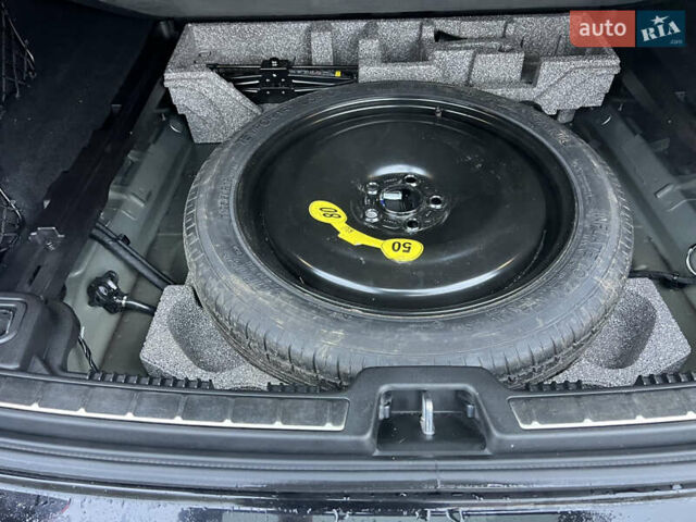 Чорний Вольво ХС60, об'ємом двигуна 1.97 л та пробігом 119 тис. км за 25300 $, фото 20 на Automoto.ua