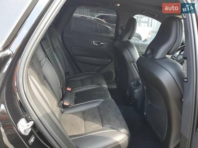 Чорний Вольво ХС60, об'ємом двигуна 1.97 л та пробігом 132 тис. км за 8900 $, фото 9 на Automoto.ua