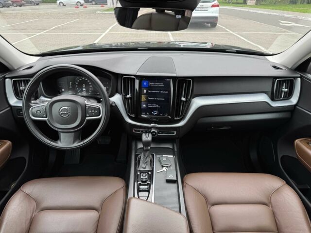 Чорний Вольво ХС60, об'ємом двигуна 2 л та пробігом 82 тис. км за 26999 $, фото 18 на Automoto.ua