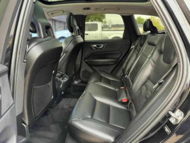 Чорний Вольво ХС60, об'ємом двигуна 2 л та пробігом 42 тис. км за 10600 $, фото 10 на Automoto.ua