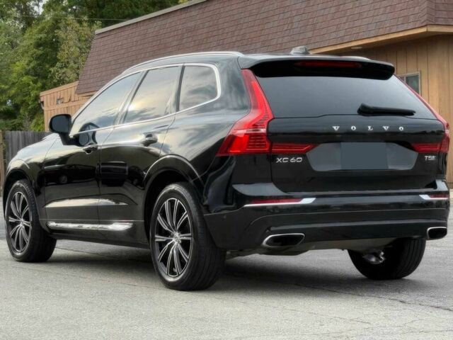 Чорний Вольво ХС60, об'ємом двигуна 2 л та пробігом 42 тис. км за 10600 $, фото 4 на Automoto.ua