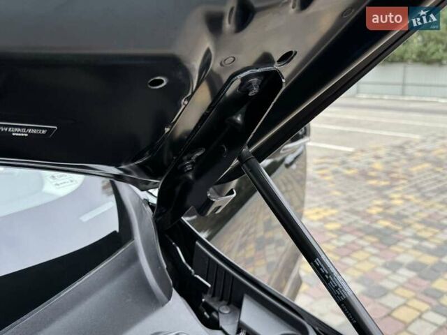 Черный Вольво ХС60, объемом двигателя 2 л и пробегом 82 тыс. км за 26999 $, фото 82 на Automoto.ua