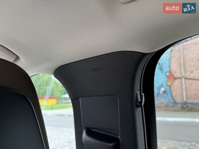 Черный Вольво ХС60, объемом двигателя 2 л и пробегом 82 тыс. км за 26999 $, фото 48 на Automoto.ua