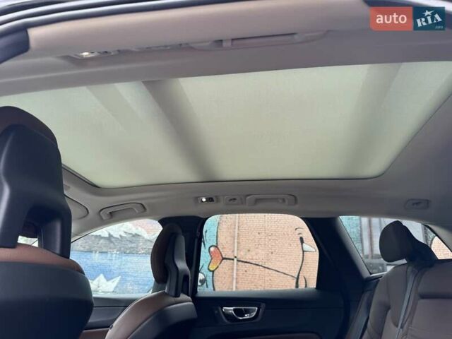 Черный Вольво ХС60, объемом двигателя 2 л и пробегом 82 тыс. км за 26999 $, фото 31 на Automoto.ua