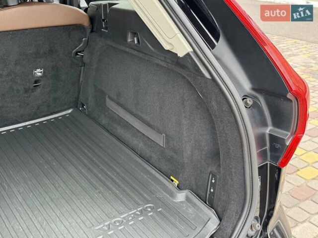 Черный Вольво ХС60, объемом двигателя 2 л и пробегом 82 тыс. км за 26999 $, фото 75 на Automoto.ua