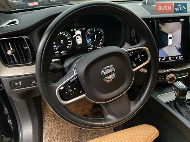 Черный Вольво ХС60, объемом двигателя 1.97 л и пробегом 200 тыс. км за 32000 $, фото 14 на Automoto.ua