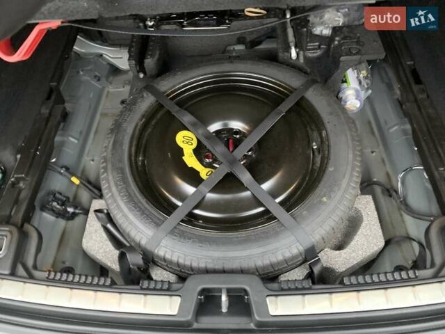 Черный Вольво ХС60, объемом двигателя 1.97 л и пробегом 78 тыс. км за 30000 $, фото 29 на Automoto.ua