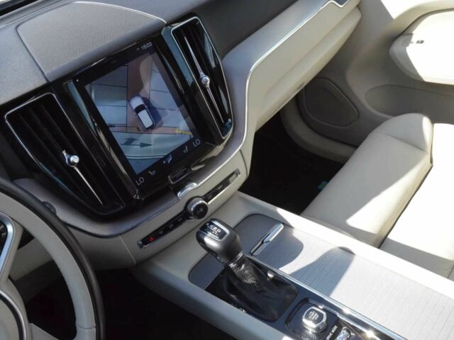 Черный Вольво ХС60, объемом двигателя 2 л и пробегом 87 тыс. км за 16000 $, фото 18 на Automoto.ua