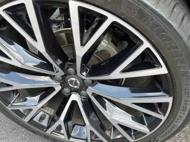 Чорний Вольво ХС60, об'ємом двигуна 2 л та пробігом 61 тис. км за 14000 $, фото 4 на Automoto.ua