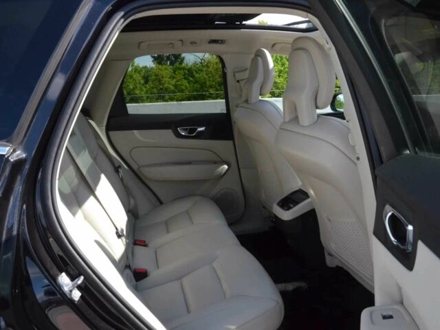 Черный Вольво ХС60, объемом двигателя 2 л и пробегом 87 тыс. км за 16000 $, фото 14 на Automoto.ua