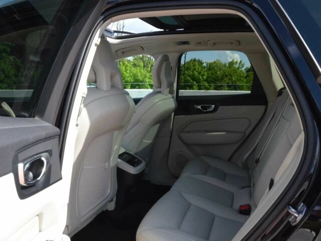 Черный Вольво ХС60, объемом двигателя 2 л и пробегом 87 тыс. км за 16000 $, фото 20 на Automoto.ua