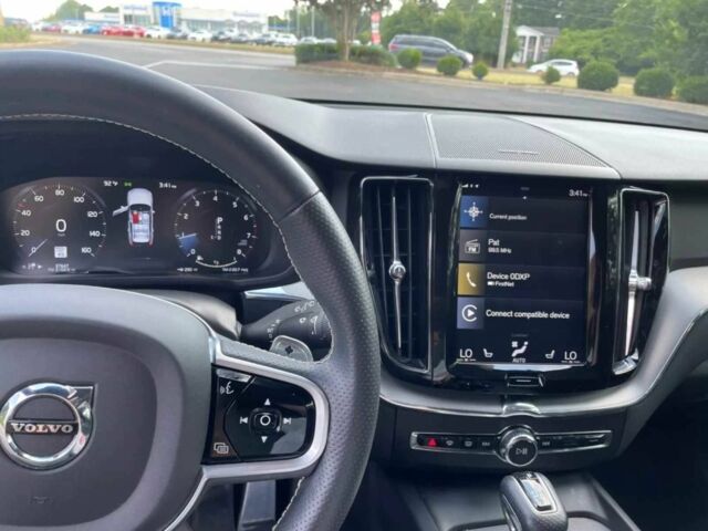 Чорний Вольво ХС60, об'ємом двигуна 2 л та пробігом 61 тис. км за 14000 $, фото 6 на Automoto.ua