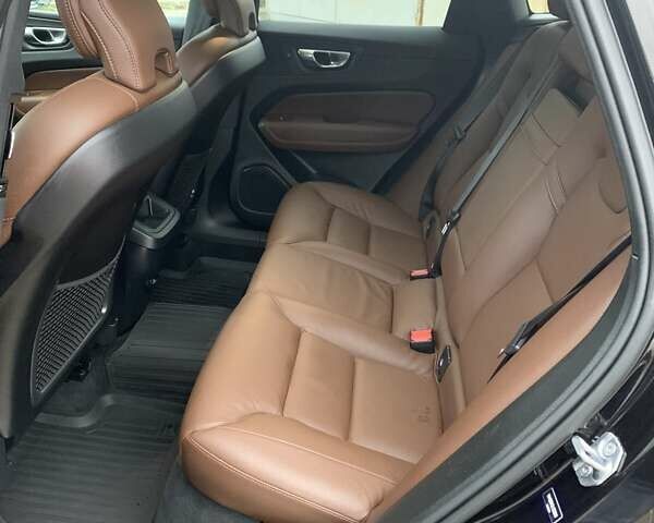 Черный Вольво ХС60, объемом двигателя 1.97 л и пробегом 78 тыс. км за 30000 $, фото 42 на Automoto.ua