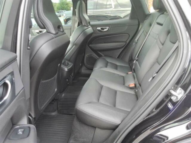 Черный Вольво ХС60, объемом двигателя 2 л и пробегом 39 тыс. км за 7200 $, фото 10 на Automoto.ua