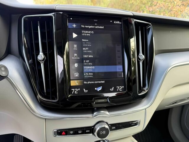 Черный Вольво ХС60, объемом двигателя 2 л и пробегом 30 тыс. км за 9900 $, фото 10 на Automoto.ua